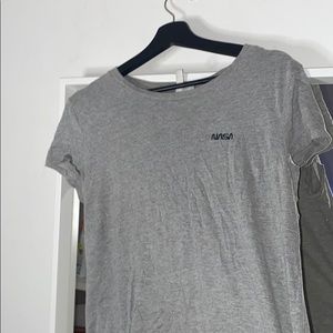 What can go wrong with a cute grey t-shirt ?